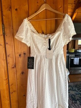 NWT Tuckernuck White Eyelet Midi Dress Size M